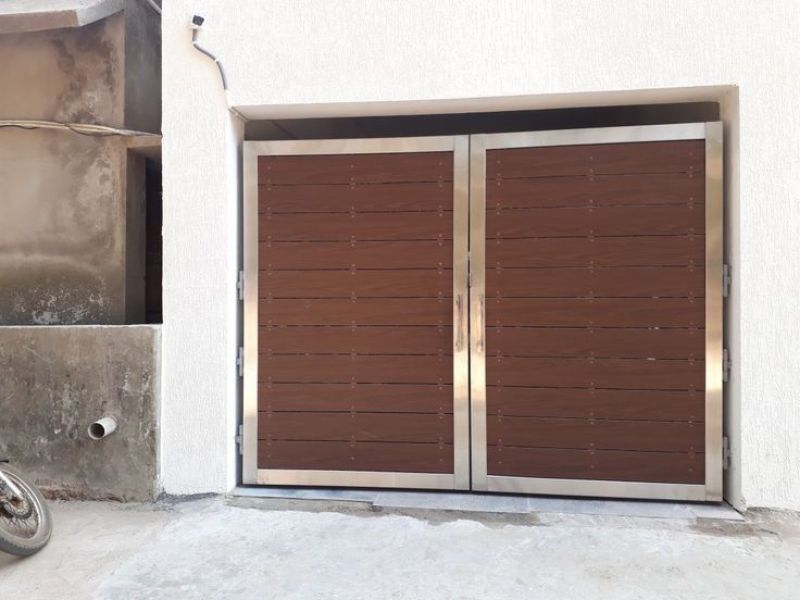 SS Gate with HPL Sheet