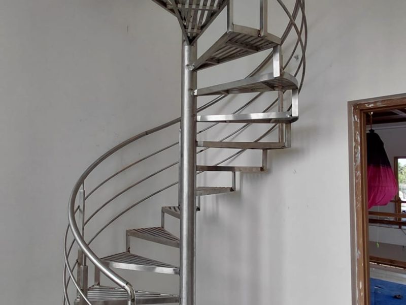 SS Spiral Staircase