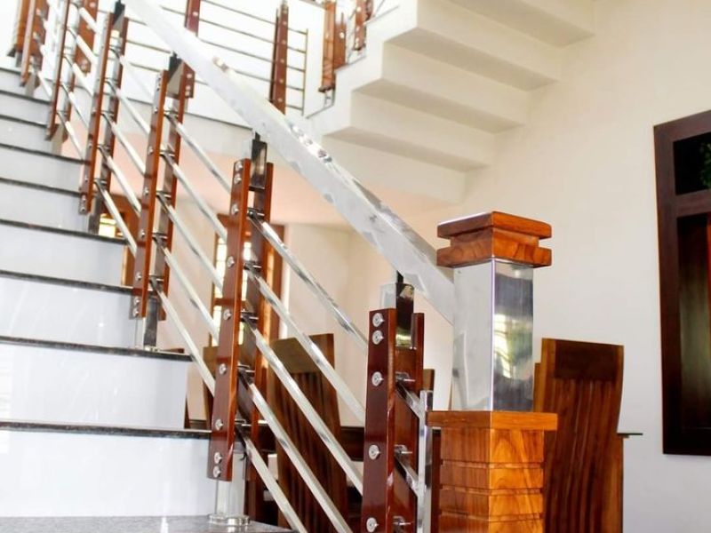 SS with Wooden Handrail